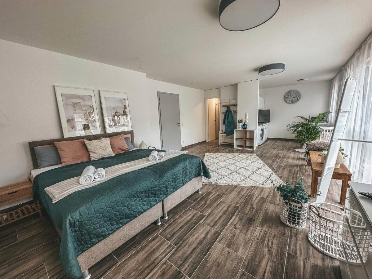 Sali Homes Elegant And Stylish Retreat In Heart Of Bayreuth, Close To River 외부 사진