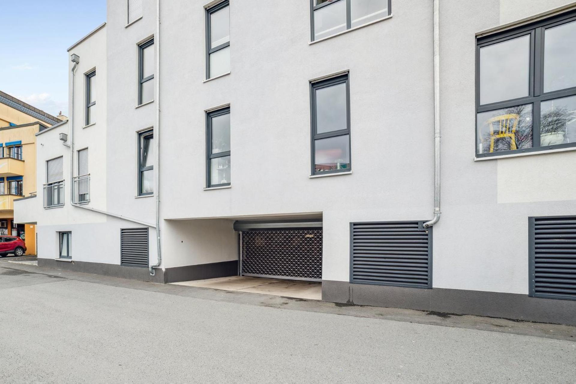 Sali Homes Elegant And Stylish Retreat In Heart Of Bayreuth, Close To River 외부 사진