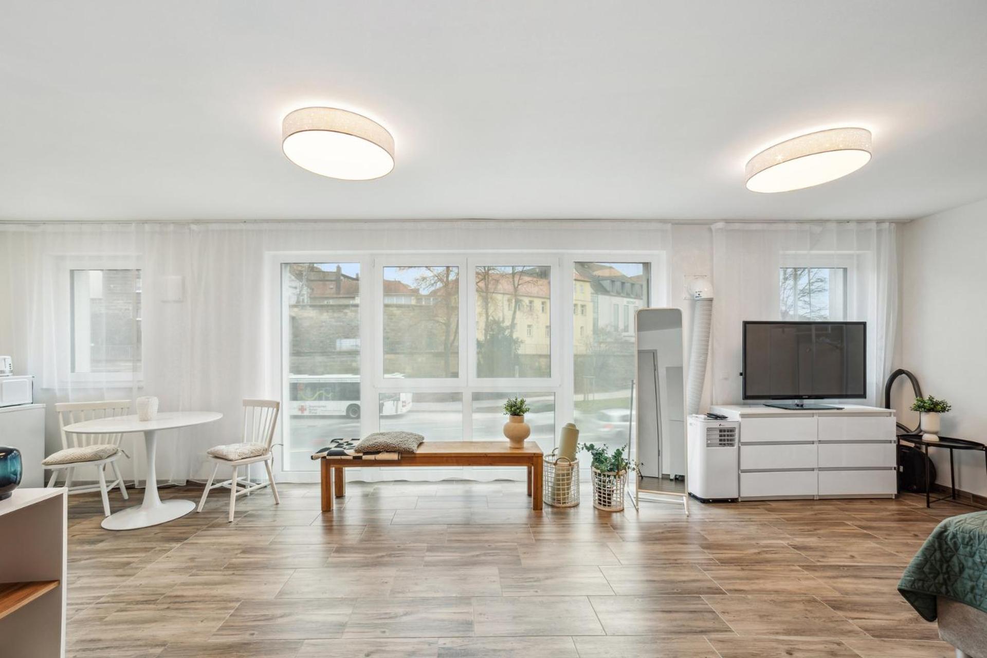 Sali Homes Elegant And Stylish Retreat In Heart Of Bayreuth, Close To River 외부 사진